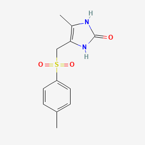 molecular formula C12H14N2O3S B2366226 4-metil-5-{[(4-metilfenil)sulfonil]metil}-1,3-dihidro-2H-imidazol-2-ona CAS No. 439120-86-2