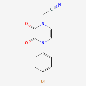 molecular formula C12H8BrN3O2 B2366624 2-(4-(4-bromophenyl)-2,3-dioxo-3,4-dihydropyrazin-1(2H)-yl)acetonitrile CAS No. 1226427-58-2