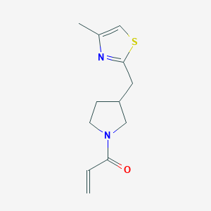 molecular formula C12H16N2OS B2366842 1-[3-[(4-Methyl-1,3-thiazol-2-yl)methyl]pyrrolidin-1-yl]prop-2-en-1-one CAS No. 2224269-09-2