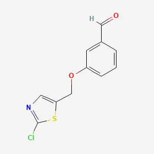 molecular formula C11H8ClNO2S B2366878 3-[(2-氯-1,3-噻唑-5-基)甲氧基]苯甲醛 CAS No. 439094-98-1