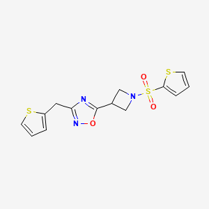 molecular formula C14H13N3O3S3 B2367169 3-(噻吩-2-基甲基)-5-(1-(噻吩-2-基磺酰基)氮杂环丁-3-基)-1,2,4-恶二唑 CAS No. 1351631-81-6