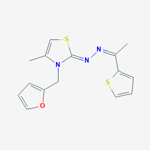(Z)-3-(furan-2-ylmethyl)-4-methyl-2-((Z)-(1-(thiophen-2-yl)ethylidene)hydrazono)-2,3-dihydrothiazole