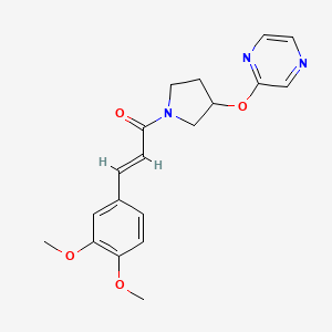 (E)-3-(3,4-dimethoxyphenyl)-1-(3-(pyrazin-2-yloxy)pyrrolidin-1-yl)prop-2-en-1-one