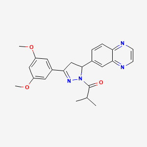 molecular formula C23H24N4O3 B2369032 1-[3-(3,5-dimethoxyphenyl)-5-(quinoxalin-6-yl)-4,5-dihydro-1H-pyrazol-1-yl]-2-methylpropan-1-one CAS No. 1787868-50-1