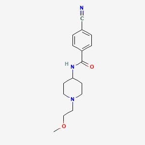 molecular formula C16H21N3O2 B2369315 4-氰基-N-(1-(2-甲氧基乙基)哌啶-4-基)苯甲酰胺 CAS No. 1421449-99-1