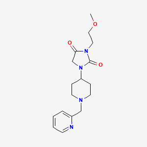 molecular formula C17H24N4O3 B2370322 3-(2-甲氧基乙基)-1-(1-(吡啶-2-基甲基)哌啶-4-基)咪唑烷-2,4-二酮 CAS No. 2309590-78-9