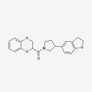 1-(2,3-Dihydro-1,4-benzodioxine-2-carbonyl)-3-(2,3-dihydro-1-benzofuran-5-yl)pyrrolidine