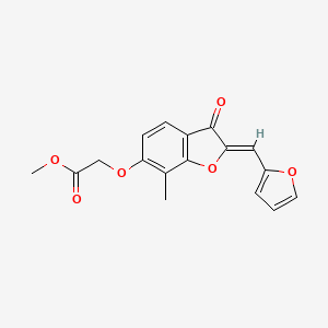 molecular formula C17H14O6 B2370920 2-[[(2Z)-2-(呋喃-2-基亚甲基)-7-甲基-3-氧代-1-苯并呋喃-6-基]氧基]乙酸甲酯 CAS No. 899404-69-4