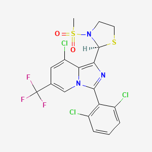 molecular formula C18H13Cl3F3N3O2S2 B2371145 (2S)-2-[8-氯-3-(2,6-二氯苯基)-6-(三氟甲基)咪唑并[1,5-a]吡啶-1-基]-3-甲磺酰基-1,3-噻唑烷 CAS No. 2085690-61-3