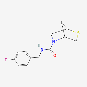 molecular formula C13H15FN2OS B2371353 N-(4-fluorobenzyl)-2-thia-5-azabicyclo[2.2.1]heptane-5-carboxamide CAS No. 2034209-06-6