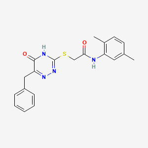 molecular formula C20H20N4O2S B2371616 2-[(6-benzyl-5-oxo-4,5-dihydro-1,2,4-triazin-3-yl)sulfanyl]-N-(2,5-dimethylphenyl)acetamide CAS No. 898612-13-0