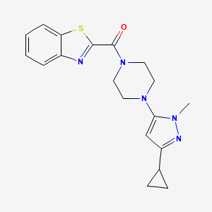 molecular formula C19H21N5OS B2371689 Benzo[d]thiazol-2-yl(4-(3-cyclopropyl-1-methyl-1H-pyrazol-5-yl)piperazin-1-yl)methanon CAS No. 2034619-25-3