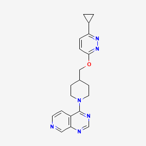 molecular formula C20H22N6O B2371915 3-环丙基-6-[(1-{吡啶并[3,4-d]嘧啶-4-基}哌啶-4-基)甲氧基]哒嗪 CAS No. 2320924-23-8
