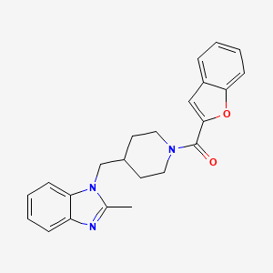 molecular formula C23H23N3O2 B2372079 benzofuran-2-yl(4-((2-methyl-1H-benzo[d]imidazol-1-yl)methyl)piperidin-1-yl)methanone CAS No. 1203352-15-1