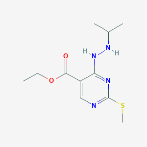 molecular formula C11H18N4O2S B2372399 乙基 4-(2-异丙肼基)-2-(甲硫基)嘧啶-5-羧酸酯 CAS No. 955368-92-0