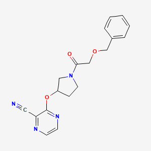 molecular formula C18H18N4O3 B2373039 3-((1-(2-(Benzyloxy)acetyl)pyrrolidin-3-yl)oxy)pyrazine-2-carbonitrile CAS No. 2034450-55-8