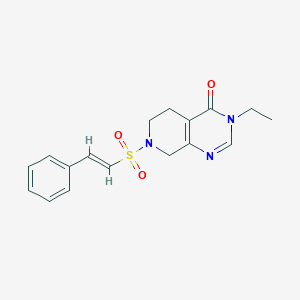 molecular formula C17H19N3O3S B2373264 3-Ethyl-7-[(E)-2-phenylethenyl]sulfonyl-6,8-dihydro-5H-pyrido[3,4-d]pyrimidin-4-one CAS No. 2111910-17-7