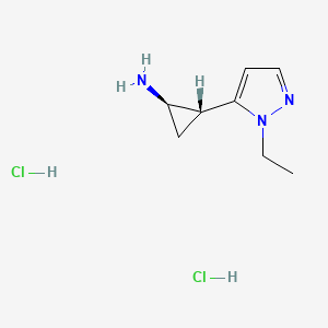 (1R,2R)-2-(2-Ethylpyrazol-3-yl)cyclopropan-1-amine;dihydrochloride