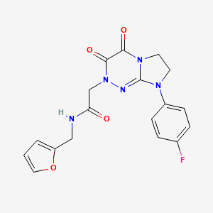 molecular formula C18H16FN5O4 B2373897 2-(8-(4-氟苯基)-3,4-二氧代-3,4,7,8-四氢咪唑并[2,1-c][1,2,4]三嗪-2(6H)-基)-N-(呋喃-2-基甲基)乙酰胺 CAS No. 941976-46-1