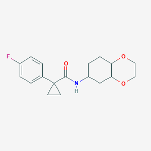 molecular formula C18H22FNO3 B2374046 1-(4-氟苯基)-N-(八氢苯并[b][1,4]二氧六环)环丙烷甲酰胺 CAS No. 1902941-73-4