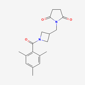 molecular formula C18H22N2O3 B2374255 1-{[1-(2,4,6-Trimethylbenzoyl)azetidin-3-yl]methyl}pyrrolidine-2,5-dione CAS No. 2097872-40-5