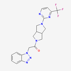 molecular formula C19H18F3N7O B2374259 2-(Benzotriazol-1-yl)-1-[2-[4-(trifluoromethyl)pyrimidin-2-yl]-1,3,3a,4,6,6a-hexahydropyrrolo[3,4-c]pyrrol-5-yl]ethanone CAS No. 2415500-44-4