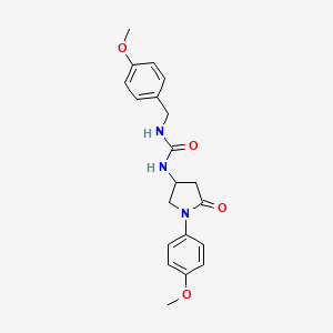 molecular formula C20H23N3O4 B2374919 1-(4-Methoxybenzyl)-3-(1-(4-methoxyphenyl)-5-oxopyrrolidin-3-yl)urea CAS No. 877640-37-4
