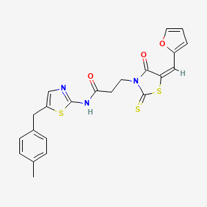 molecular formula C22H19N3O3S3 B2375973 (E)-3-(5-(furan-2-ylmethylene)-4-oxo-2-thioxothiazolidin-3-yl)-N-(5-(4-methylbenzyl)thiazol-2-yl)propanamide CAS No. 682784-01-6