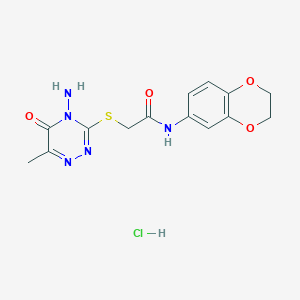 molecular formula C14H16ClN5O4S B2376710 2-((4-amino-6-methyl-5-oxo-4,5-dihydro-1,2,4-triazin-3-yl)thio)-N-(2,3-dihydrobenzo[b][1,4]dioxin-6-yl)acetamide hydrochloride CAS No. 1216713-56-2