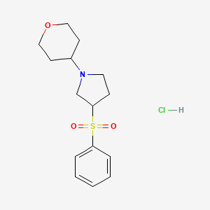 molecular formula C15H22ClNO3S B2377493 3-(phenylsulfonyl)-1-(tetrahydro-2H-pyran-4-yl)pyrrolidine hydrochloride CAS No. 2034351-51-2