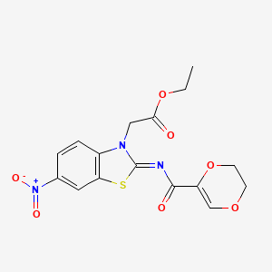 molecular formula C16H15N3O7S B2378844 (Z)-2-(2-((5,6-ジヒドロ-1,4-ジオキシン-2-カルボニル)イミノ)-6-ニトロベンゾ[d]チアゾール-3(2H)-イル)酢酸エチル CAS No. 865247-33-2