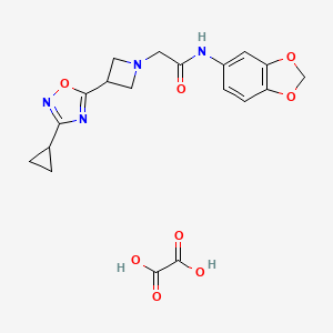 molecular formula C19H20N4O8 B2379172 N-(苯并[d][1,3]二氧杂环-5-基)-2-(3-(3-环丙基-1,2,4-恶二唑-5-基)氮杂环-1-基)乙酰胺草酸盐 CAS No. 1351633-60-7
