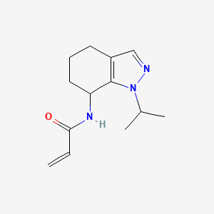 molecular formula C13H19N3O B2379515 N-[1-(propan-2-yl)-4,5,6,7-tetrahydro-1H-indazol-7-yl]prop-2-enamide CAS No. 2093816-51-2