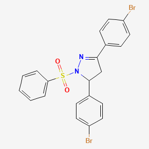 molecular formula C21H16Br2N2O2S B2379818 3,5-bis(4-bromophenyl)-1-(phenylsulfonyl)-4,5-dihydro-1H-pyrazole CAS No. 313398-37-7