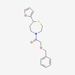 molecular formula C18H21NO3S B2379935 2-(Benzyloxy)-1-(7-(furan-2-yl)-1,4-thiazepan-4-yl)ethanone CAS No. 1705223-28-4