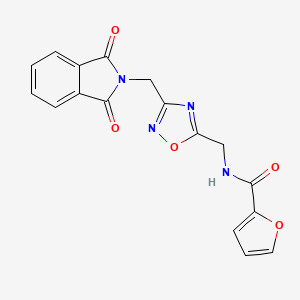 molecular formula C17H12N4O5 B2379951 N-((3-((1,3-二氧代异吲哚啉-2-基)甲基)-1,2,4-恶二唑-5-基)甲基)呋喃-2-甲酰胺 CAS No. 1809464-89-8