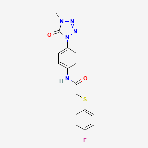 molecular formula C16H14FN5O2S B2380086 2-((4-氟苯基)硫代)-N-(4-(4-甲基-5-氧代-4,5-二氢-1H-四唑-1-基)苯基)乙酰胺 CAS No. 1396848-04-6