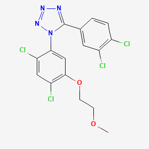 molecular formula C16H12Cl4N4O2 B2380300 1-(2,4-Dichloro-5-(2-methoxyethoxy)phenyl)-5-(3,4-dichlorophenyl)-1H-1,2,3,4-tetraazole CAS No. 338961-62-9
