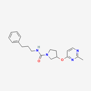 molecular formula C19H24N4O2 B2380439 3-[(2-甲基嘧啶-4-基)氧基]-N-(3-苯基丙基)吡咯烷-1-甲酰胺 CAS No. 2034502-73-1