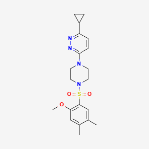 molecular formula C20H26N4O3S B2380976 3-Cyclopropyl-6-(4-((2-methoxy-4,5-dimethylphenyl)sulfonyl)piperazin-1-yl)pyridazine CAS No. 2034362-82-6