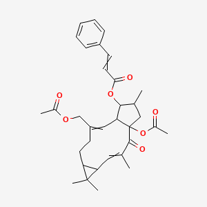 molecular formula C33H40O7 B2381040 Euphorbia factor L7a CAS No. 93550-94-8
