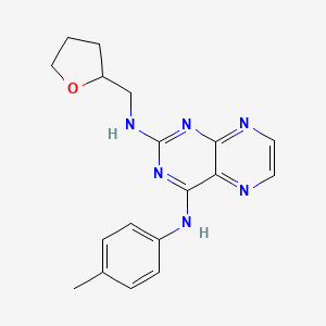 molecular formula C18H20N6O B2381082 (4-Methylphenyl){2-[(oxolan-2-ylmethyl)amino]pteridin-4-yl}amine CAS No. 946348-34-1