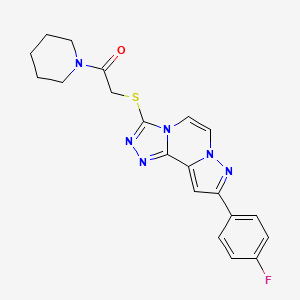 molecular formula C20H19FN6OS B2382520 2-((9-(4-氟苯基)吡唑并[1,5-a][1,2,4]三唑并[3,4-c]吡嗪-3-基)硫代)-1-(哌啶-1-基)乙酮 CAS No. 1207052-49-0