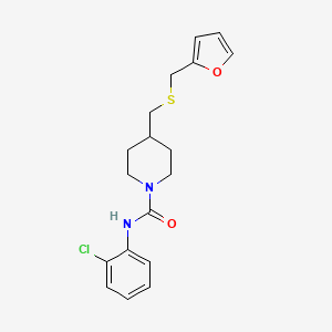 molecular formula C18H21ClN2O2S B2383048 N-(2-chlorophenyl)-4-(((furan-2-ylmethyl)thio)methyl)piperidine-1-carboxamide CAS No. 1396872-93-7