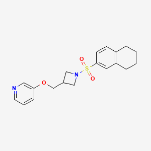 molecular formula C19H22N2O3S B2383106 3-[[1-(5,6,7,8-Tetrahydronaphthalen-2-ylsulfonyl)azetidin-3-yl]methoxy]pyridine CAS No. 2380178-88-9
