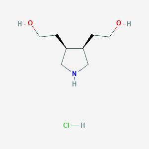 B2384471 2-[(3S,4R)-4-(2-Hydroxyethyl)pyrrolidin-3-yl]ethanol;hydrochloride CAS No. 2137061-77-7