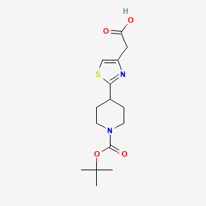 molecular formula C15H22N2O4S B2384898 2-(2-(1-(tert-Butoxycarbonyl)piperidin-4-yl)thiazol-4-yl)acetic acid CAS No. 1000991-57-0