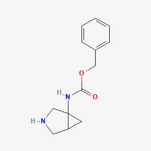 molecular formula C13H16N2O2 B2385073 N-{3-氮杂双环[3.1.0]己烷-1-基}甲酰苯甲酯 CAS No. 1251020-31-1