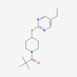 molecular formula C16H25N3O2 B2385206 1-[4-(5-Ethylpyrimidin-2-yl)oxypiperidin-1-yl]-2,2-dimethylpropan-1-one CAS No. 2380173-83-9