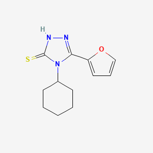 molecular formula C12H15N3OS B2386103 4-cyclohexyl-5-(2-furyl)-4H-1,2,4-triazole-3-thiol CAS No. 259154-01-3